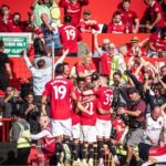 Antony Instagram – What an incredible day! A huge thanks to all MU staff and my teammates!! I’ll never forget this day! To United fans, all my affection for this reception! Let’s go for more! That´s just the beginning! 🔴⚽️ @manchesterunited #Reds #United #MUFC #RedDevils Old Trafford