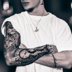 Antony Instagram - "...Gratidão, integridade, honestidade, papo reto e só visão!! Eu sei que toda glória vai ser dada a Deus!! Mas não posso esquecer daquele que me deu a mão..." 🎼🎼 🎤