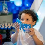 Antony Instagram - Meu filho , você sem dúvidas é a maior benção de Deus na minha vida ! Que não só no dia de hoje mas que em todos os dias da sua vida Deus te conceda saúde , que Ele te preserve momentos de felicidade , que sua infância seja uma benção , eu vou fazer de tudo pra que isso seja real , assim como o amor do papai é por você ! Acredito que hoje você não entenda muito a força que você me dá , afinal são só 4 anos mas os 4 anos que me tornaram mais forte do que nunca , 4 anos que eu conheci o amor de verdade e nem sabia que poderia ser materializado , até eu ver você ! E quando eu te olho eu percebo o amor e o cuidado de Deus na minha vida e palavras jamais serão suficiente pra descrever todo esse sentimento . Eu te amo muito meu filho , é por você que eu luto e quero ser melhor ! Feliz vida sempre pra você meu príncipe ❤️