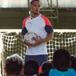 Antony Instagram - @antony00 sending a message home. Where the beautiful game inspires and gives hope to all ⚽🇧🇷 #ItAllStartsWithADream