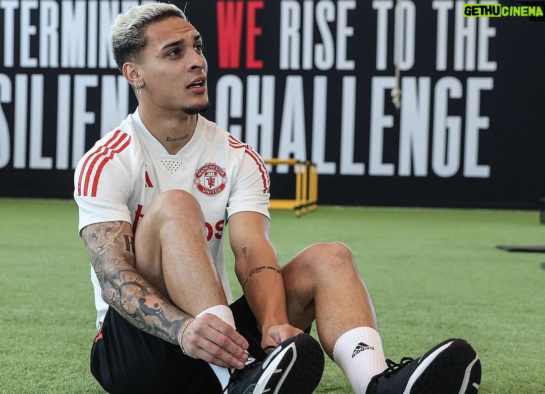 Antony Instagram - It’s good to be back !! May it be an amazing season for all of us! We are United! 🔥🔥 @manchesterunited