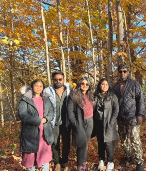 Anu Anand Instagram - My entire world revolves around them ♥️🌎
.
.
.
#family #familytime #familylove