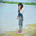 Anu Anand Instagram - Hey all 🥰🥰 📸 : @roshini_singer ❤️ Trincomalee, Sri Lanka
