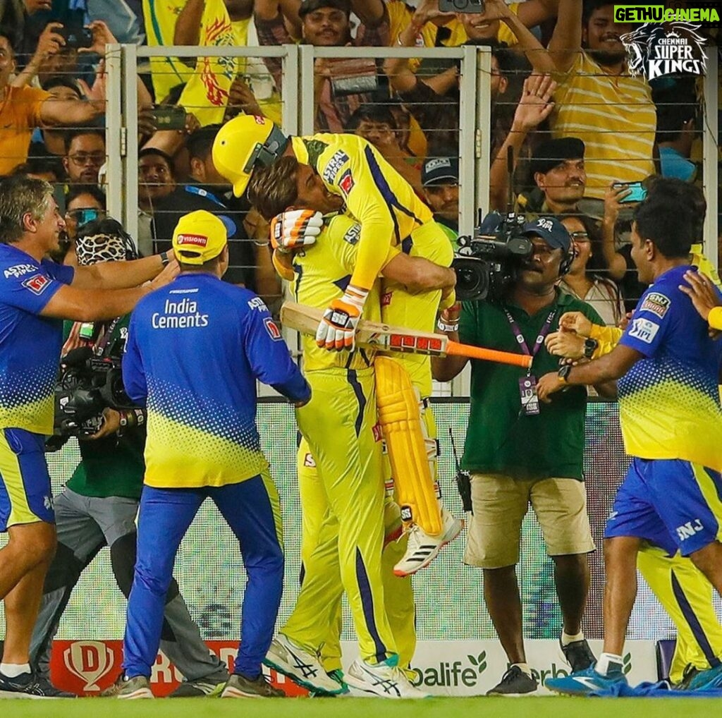 Anu Anand Instagram - What a match 😍😍😍 #cskforlife 💛💛💛 Chennai super kings ku periya whistel adinga!! ENGA THALA “DHONI” ku PERIYA WISHTEL ADINGAAAA!!!😍