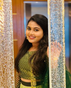Anu Anand Instagram - 💚💚

Wearing : @chakrabortymukta