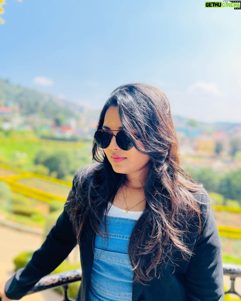 Anu Anand Instagram - I felt my lungs inflate with the rush of scenery, air, mountain, trees, people , this is what it is to be happy.🤍🤍 Ooty