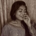 Anu Anand Instagram - Who is your beloved Valentine? Share this beautiful classic with them and joyously celebrate the day of love together ♥️️ thank you @ark__musical for the mixing . Spl mention to my mom for this look ♥️ Happy valentines day makkale lets celebrate the day of love together ♥️🌹 Original credits : Singer - P. Susheela Amma Composer- M.S. vishwanathan Film - paava manippu Cast - shivaji Ganeshan , gemini Ganeshan , Savithri , Devika #msv #athan #valentinesdayspl #valentines #lovedones #anuanand #anuanandsupersinger8