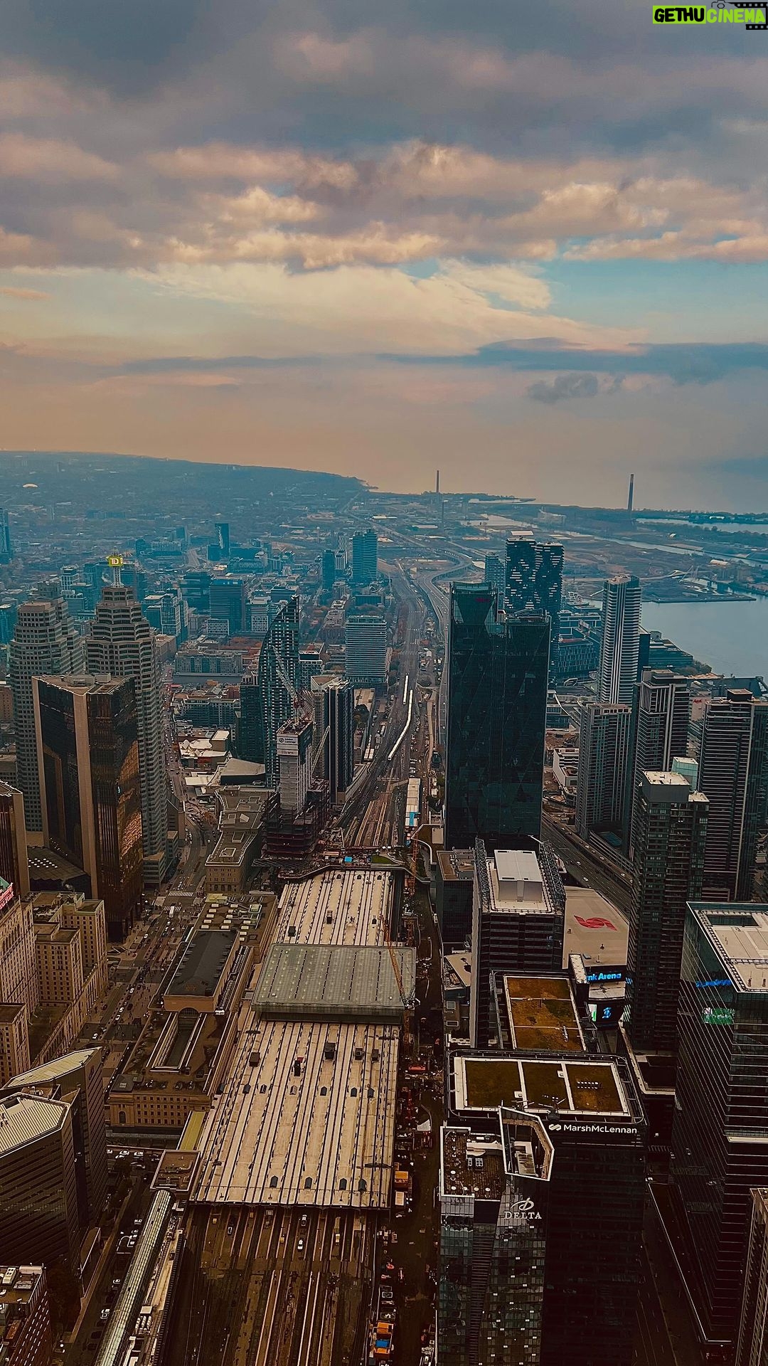 Anu Anand Instagram - Miss this city and this place 🥺♥️ See you soon Toronto 🍁🇨🇦 Toronto, Ontario