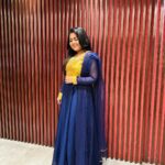 Anu Anand Instagram - 💛💜 Wearing : @_gina_couture Thank you @sridharsena the amazing thanks for the click Sonna maari pooten 😅 Madurai, India