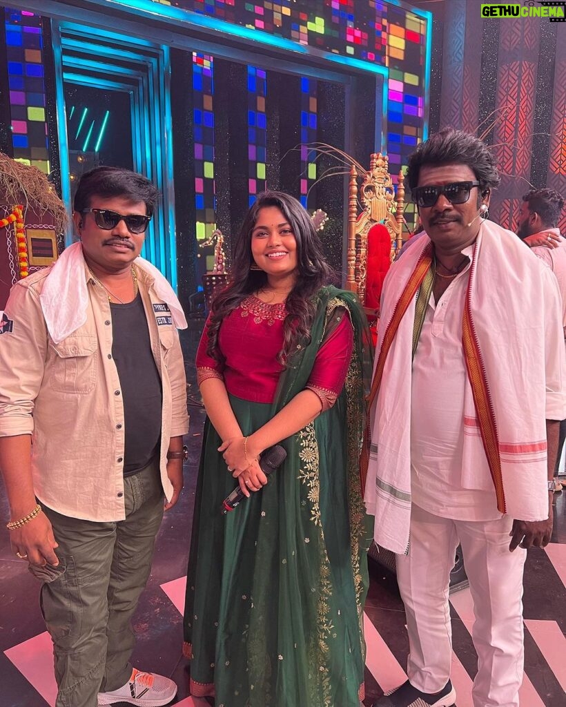 Anu Anand Instagram - Happy pongal makkale🤍 Here Do watch us performing today @vijaytelevision around 2:30pm 🤍🤍 a beautiful pongal tribute to the legends 🤍🤍 📸: @poovarasanphotography