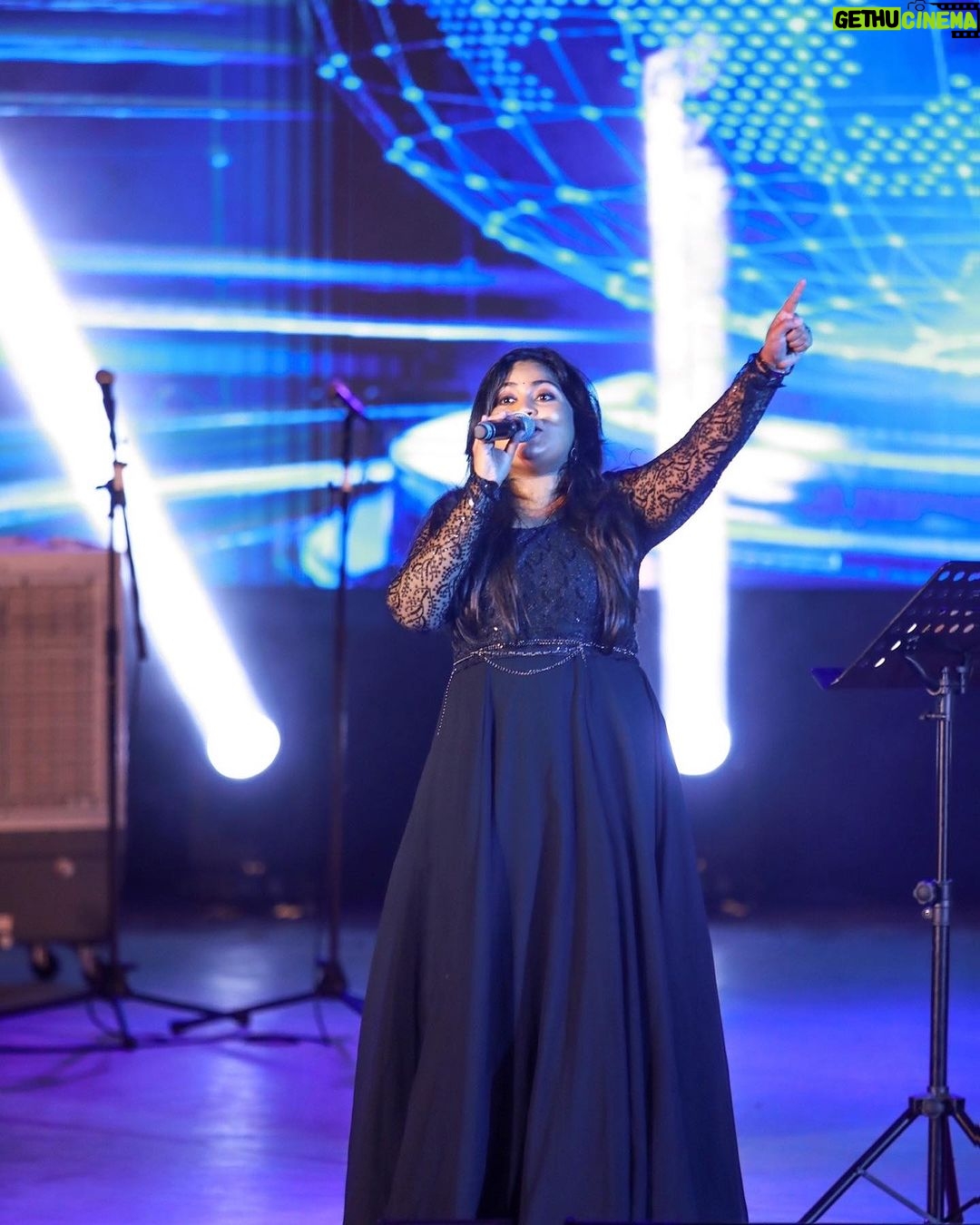 Anu Anand Instagram - I love my job ♥️♥️ Muscat, Oman