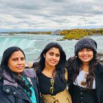 Anu Anand Instagram - Us ♥️♥️♥️♥️♥️!! My world , my everything 🌎 #family #myworld #sisterlove❤️ Nayagara Falls