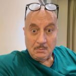 Anupam Kher Instagram - मैं तां बहोत ज़्यादा सोहना हाँ…😁😂😂😂😂😬🤣 Hyderabad