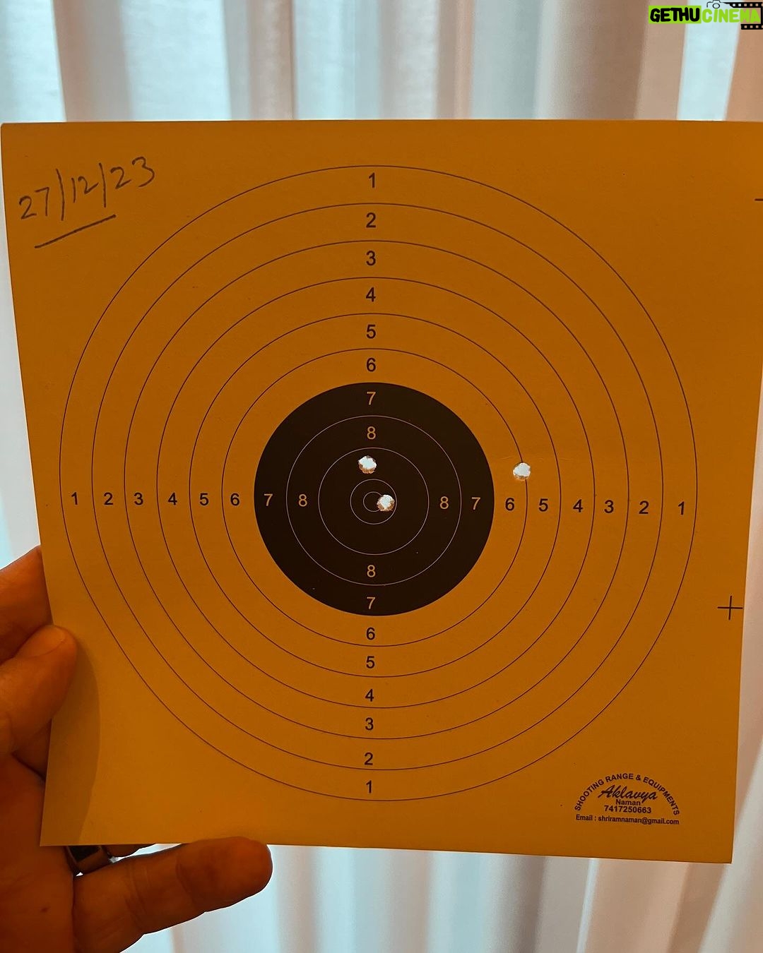 Anupam Kher Instagram - BULLSEYE: When I hit bullseye in the third try! Kuch Bhi Ho Sakta Hai! The name @abhinav_bindra in the shooting range hall was sufficient to inspire me! Dear @apurvichandela ! Are you impressed?? 😬Jai Ho! 🎯💪😎 #RifleShooting #Bullseye #Shooting GD Goenka University