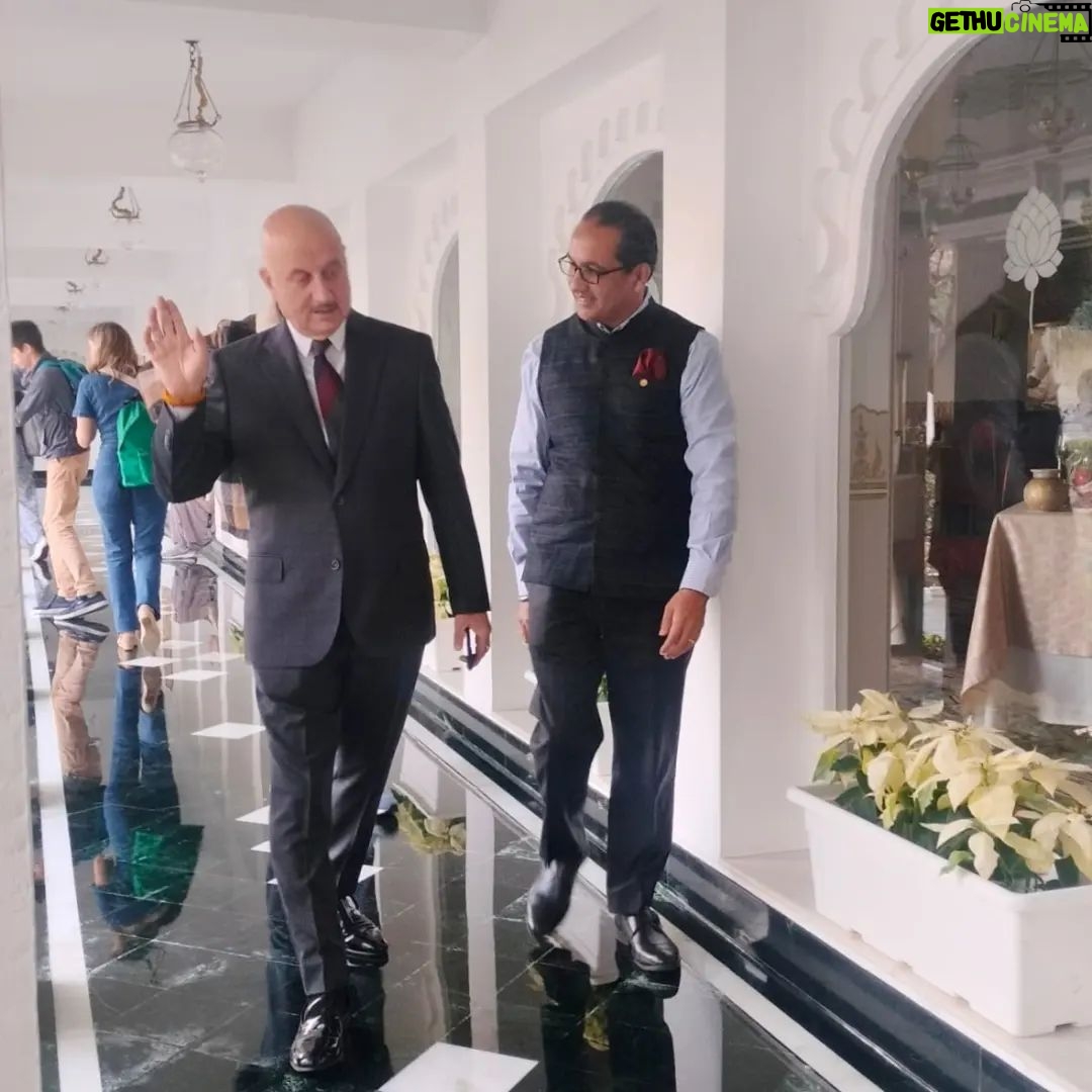 Anupam Kher Instagram - We were delighted to have amidst us the legendary actor, author and motivational speaker, Mr. Anupam Kher at the Taj Lake Palace. Strolling through history, our Cluster General Manager, Mr. Parvinder Bual regales timeless stories of our heritage with the cinematic icon. #TajLakePalace #Udaipur #Rajasthan #AnupamKher Taj Lake Palace, Udaipur, India