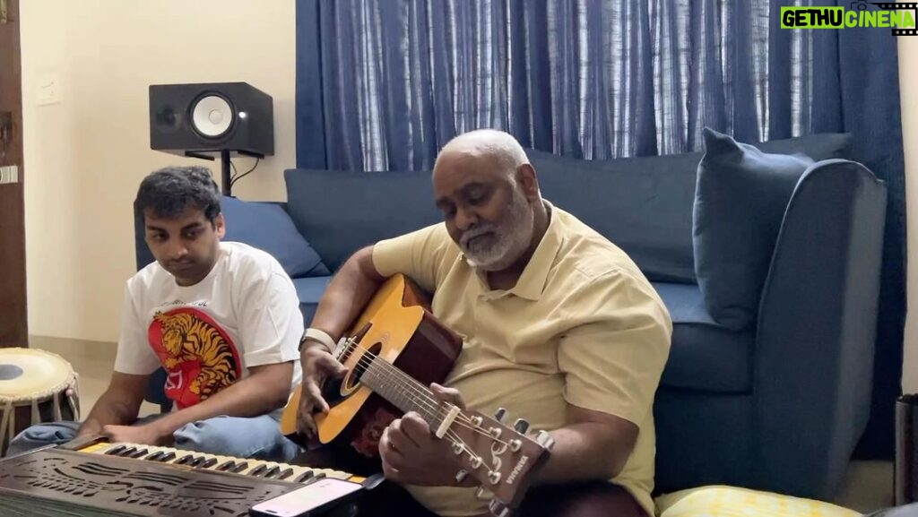 Anupam Kher Instagram - Master class with the #Master! 😍🎼 #Soothing #Music @mmkeeravaani Hyderabad