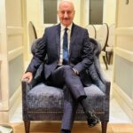 Anupam Kher Instagram - Suited up… And feeling unstoppable! :) Taj hotel, Gateway of india