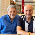 Anupam Kher Instagram - राजन लाल; एक दोस्त, एक मददगार जिसे मैं इस बार दुबई में 39 साल बाद मिला।1982 में जब मैं मुंबई में काम ढूँढ रहा था और हालात कुछ अच्छे नहीं थे तो उन दिनों डायरेक्टर #महेशभट्ट साब के घर के नीचे एक छोटे से फ्लैट में #RajanLall रहते थे।मुझे हमेशा अच्छे से मिलते थे! नाश्ता वग़ैरा भी करा देते थे! Basically he was always good to me! And then #Saaransh happened!! But I never forgot Rajan’s kindness and generosity! Meeting him after 39 years in Dubai felt so so good. Here is a small video about our respective journeys! Thank you dear Rajan for your kindness in my days of hardship! 😍🙏 #Gratitude #Kindness #Friend #KuchBhiHoSaktaHai Palm Jumeirah