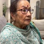 Anupam Kher Instagram - “दोनों में से किसी ने तो जीतना था!” Mom’s analysis of today’s game! She watched the whole game. Her words were philosophical and soothing. Listen to her! Her words will make you feel better! But won’t say that I am not disappointed like every Indian all over the world. We were great throughout this tournament. Really played like champions! Thank you #TeamIndia for the joy and the sense of pride you gave us during this #WorldCup. Congratulations Australia! Jai Ho! Jai Hind! ❤️❤️🇮🇳🇮🇳 #India #Cricket #WorldCup Mumbai - मुंबई