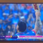 Anupam Kher Instagram - और ऐसे रचा @virat.kohli ने इतिहास।और हम सब भारतीय गर्व से प्रफुल्लित हुए! जय हो! ज़िंदाबाद!! ❤️👏🇮🇳🇮🇳 #WorldCup2023 #Cricket Mumbai - मुंबई