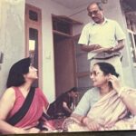 Anupam Kher Instagram - कुछ पुरानी तस्वीरें…. यादों के पन्नों से…. अब हम सब बड़े हो गये है… ❤️#Raju #Sikandar #Priyanka #Bhavna #Ruchika #KishenMama #Reema #Dulari #SheelaMasi Mumbai - मुंबई