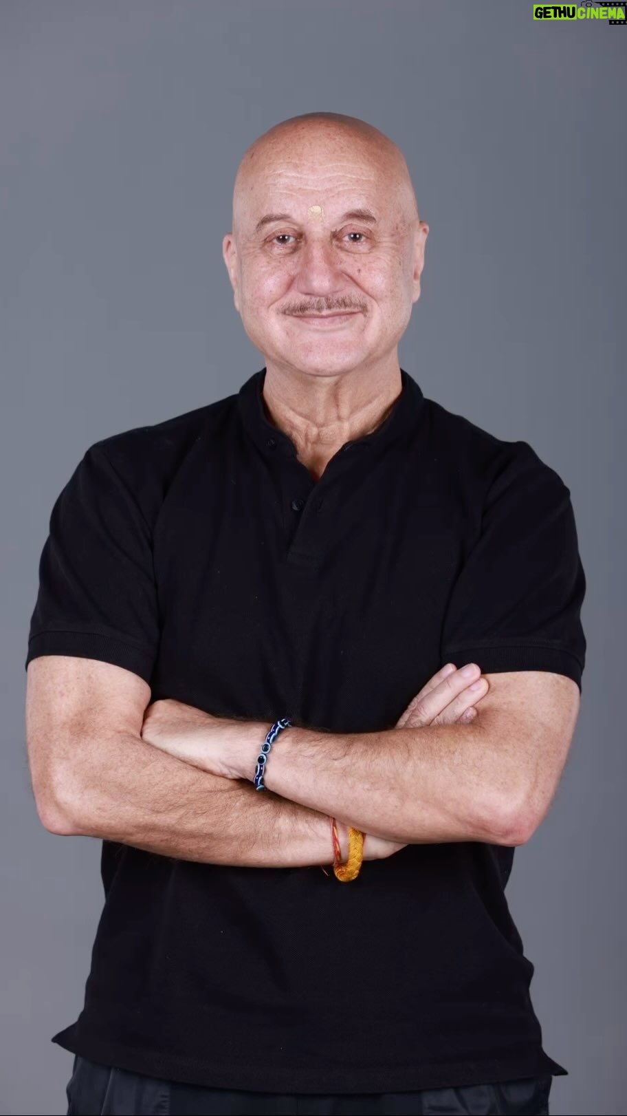 Anupam Kher Instagram - I like this pic! Hope you like it too! :) Mumbai - मुंबई