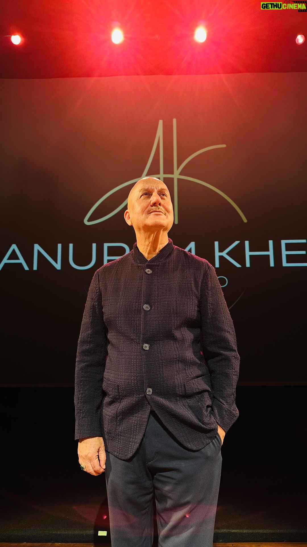 Anupam Kher Instagram - And my play #KuchBhiHoSaktaHai will start soon at #TheGrandTheatre at @nmacc.india!! Please send me your love, wishes and blessings! ❤️🎭🙌 Nita Mukesh Ambani Cultural Centre