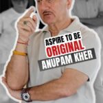 Anupam Kher Instagram - At Actor Prepares you learn to be the BEST version of you. The genesis of being original taught by our guru @anupampkher with our diploma actors. #actorprepares #schoolforactors #anupamkher #acting #actors #actorslife #bollywood #theatre