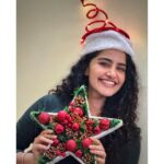 Anupama Parameswaran Instagram - Merry Christmas 🎄🎁