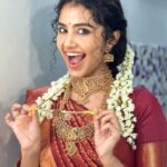 Anupama Parameswaran Instagram – When the bride got a little too excited listening to #Netruvarai 🥹❤️