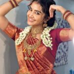 Anupama Parameswaran Instagram - When the bride got a little too excited listening to #Netruvarai 🥹❤️