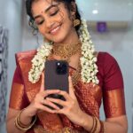 Anupama Parameswaran Instagram – When the bride got a little too excited listening to #Netruvarai 🥹❤️