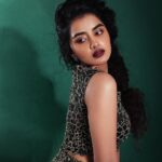 Anupama Parameswaran Instagram - “New hug of life New hug of life… I feel alive… And my love for me… Is growing again…” Outfit: @seharrebysahitheereddy Jewellery: @shopriyaaofficial Styling: @sandhya_sabbavarapu @team_sandhya Styling team: @styled_bysonali_ Photography: @pranav.foro