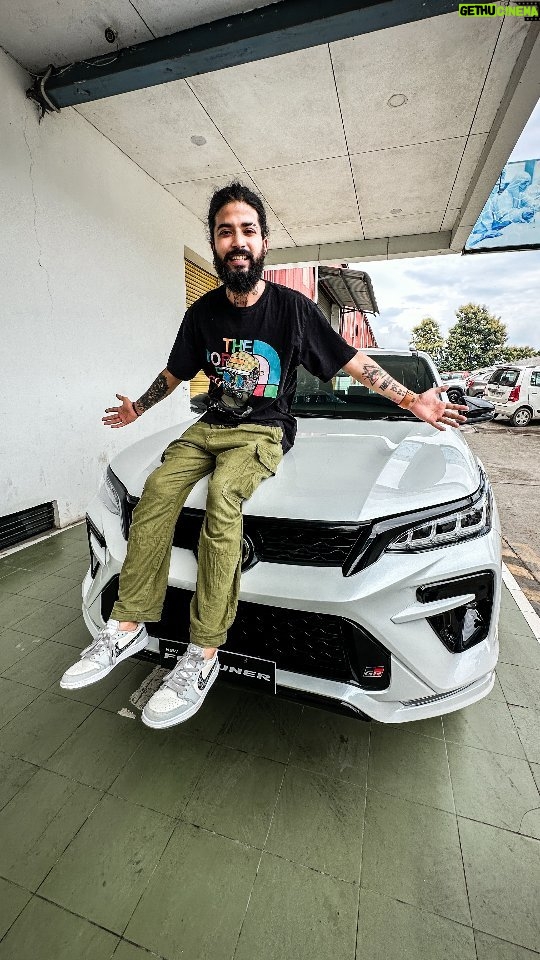 Anurag Dobhal Instagram - Anurag Is On Another Level Now A Days 🔥 . . . #theuk07rider #influencer #shotoniphone #superbikes #modified #youtuber #iphone #14promax #echo #reelkarofeelkaro #reelitfeelit #reelsinstagram #gsadventure #gsa #northsikkim #4M #bmws1000rr #BabuBhaiya #AnuragDobhal #TeamAnurag #BabuBhaiyaFTW #UK07Rider #BiggBoss17 #BB17 #Player