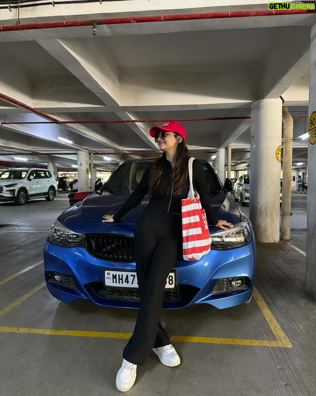 Anushka Sen Instagram - New beginnings π§Ώπ