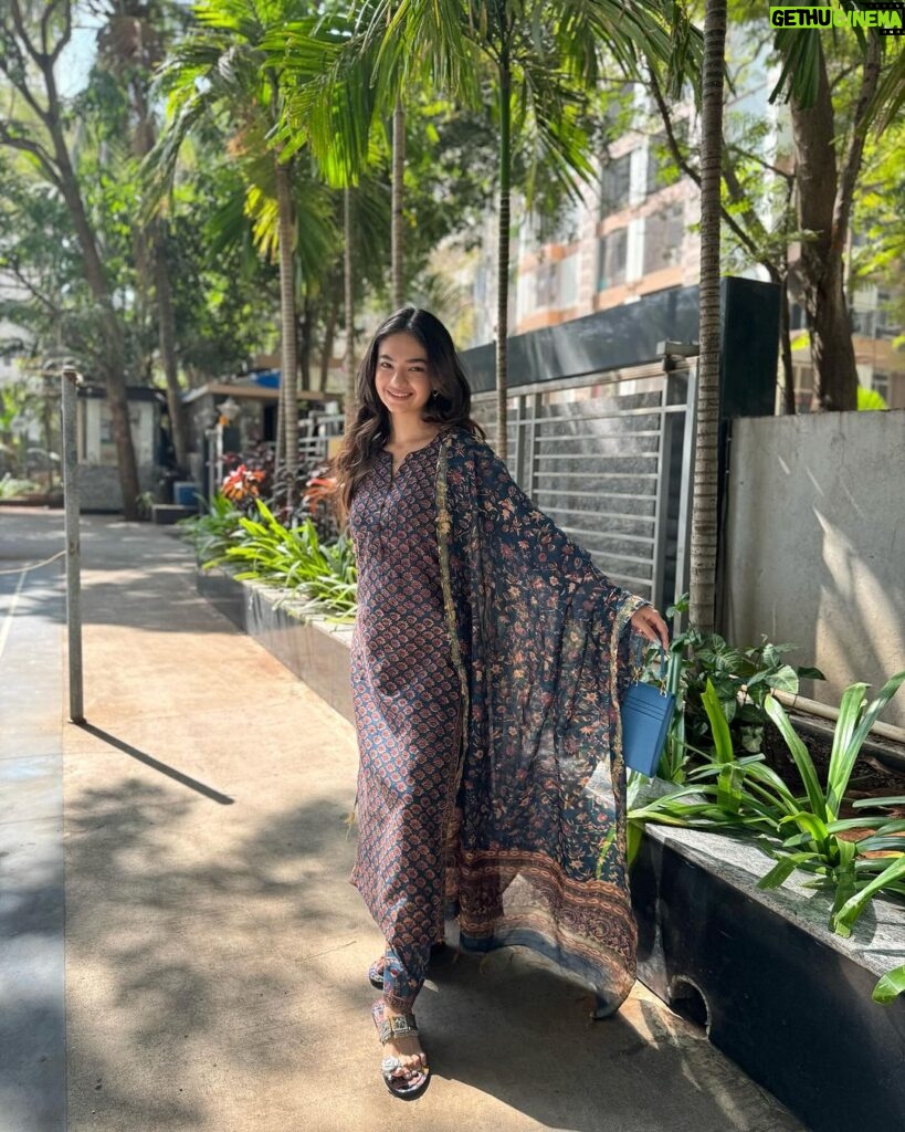 Anushka Sen Instagram - 🤍🤍 . Wearing @jaipuriadaah