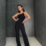 Anushka Sen Instagram - 🖤