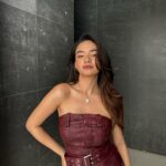 Anushka Sen Instagram – rock & roll ❤️🔥
.
Wearing @fashionnova