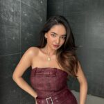 Anushka Sen Instagram – rock & roll ❤️‍🔥
.
Wearing @fashionnova