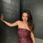 Anushka Sen Instagram – rock & roll ❤️‍🔥
.
Wearing @fashionnova