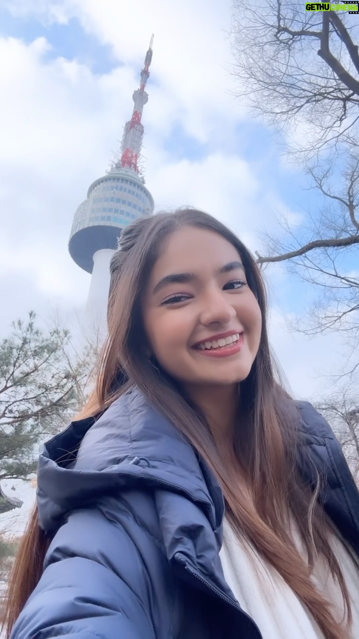 Anushka Sen Instagram - Sen in Seoul Tower π°π·ππ€ #reels #seninseoul NμμΈνμ - N SeoulTower
