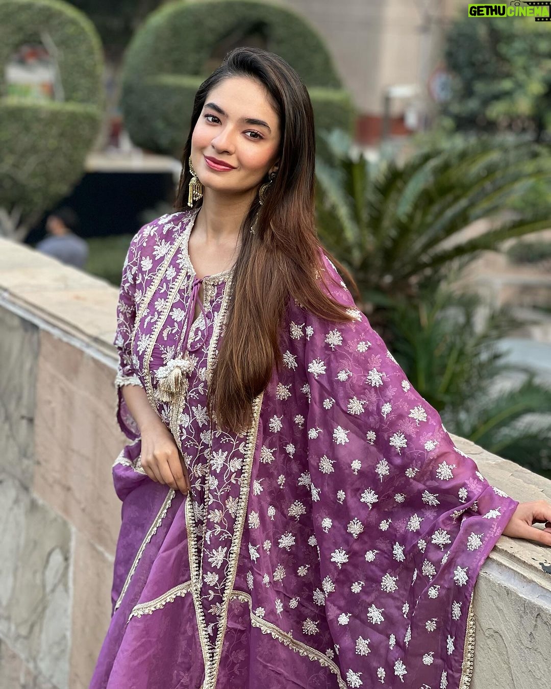 Anushka Sen Instagram - 💜🎀🔆🫶 . Outfit :@shopmulmul