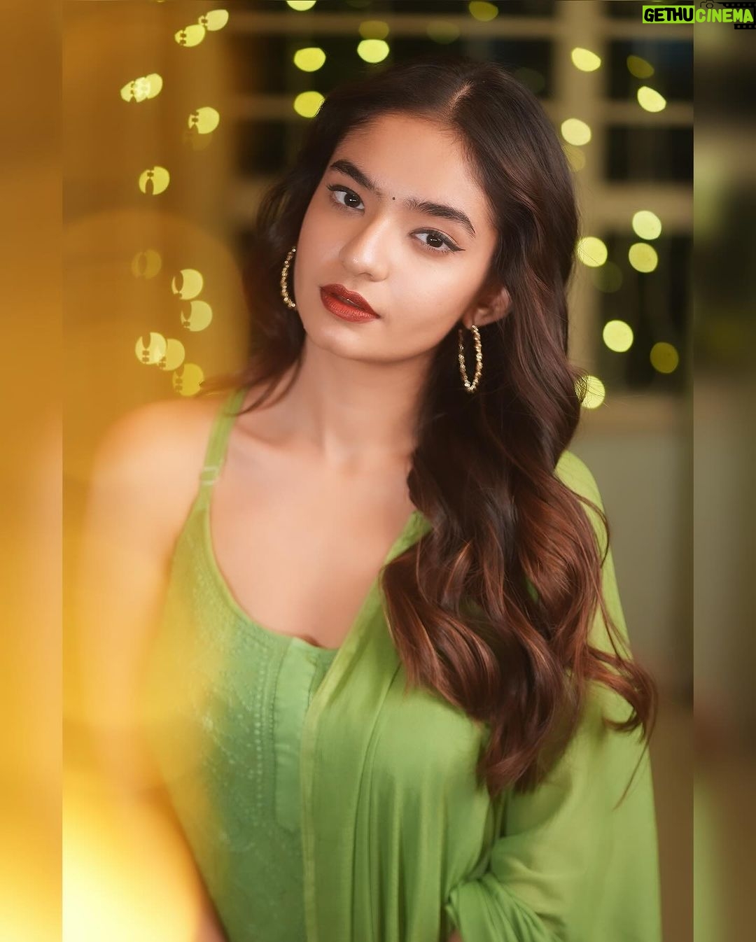 Anushka Sen Instagram - 🎄 . 📸 @sujeetmahto