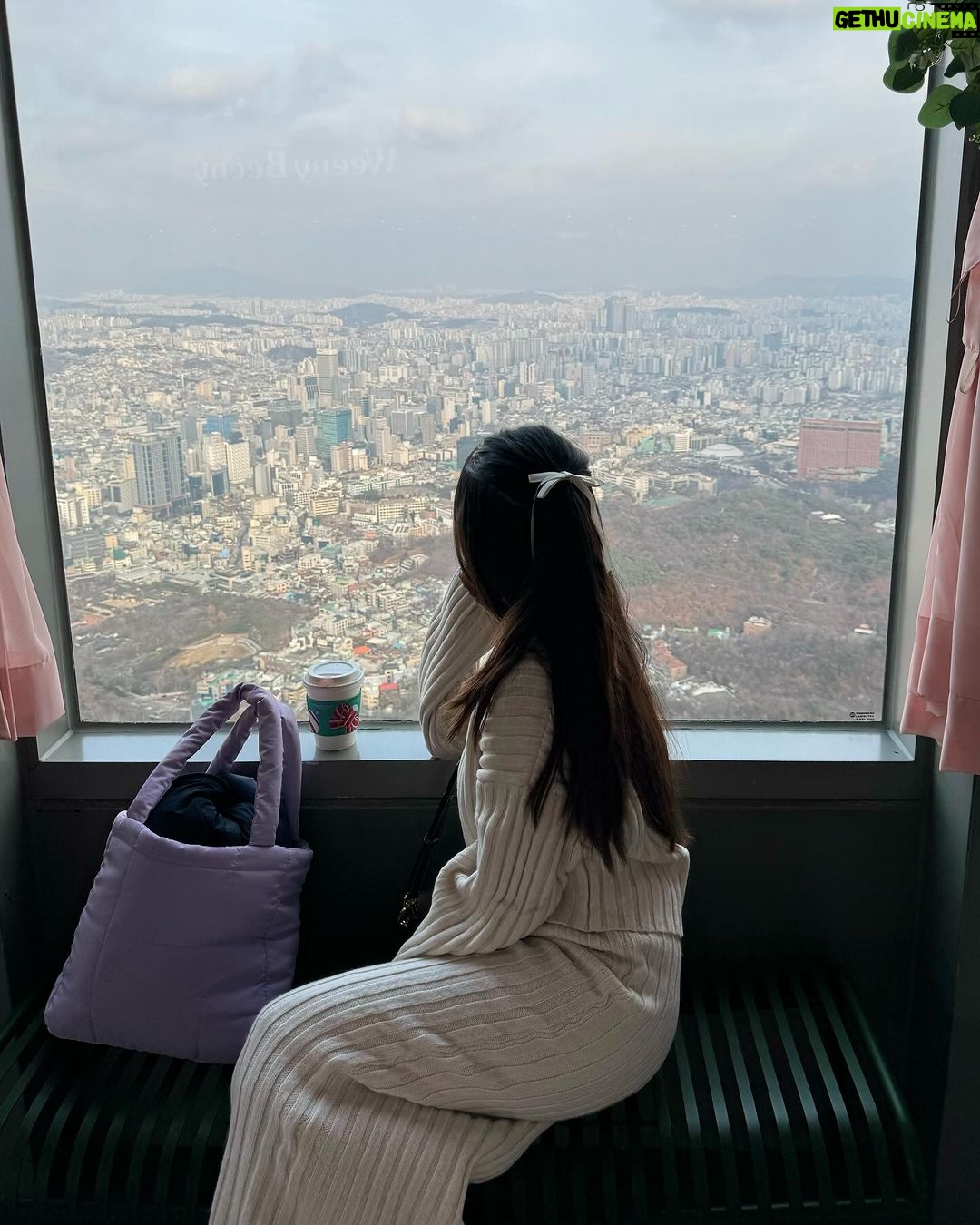 Anushka Sen Instagram - 2/366 🎀 Seoul, Korea