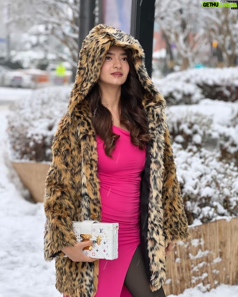 Anushka Sen Instagram - Sen In snowy Seoul 🇰🇷❄️⛄️