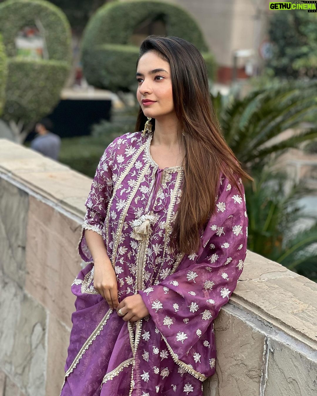 Anushka Sen Instagram - 💜🎀🔆🫶 . Outfit :@shopmulmul