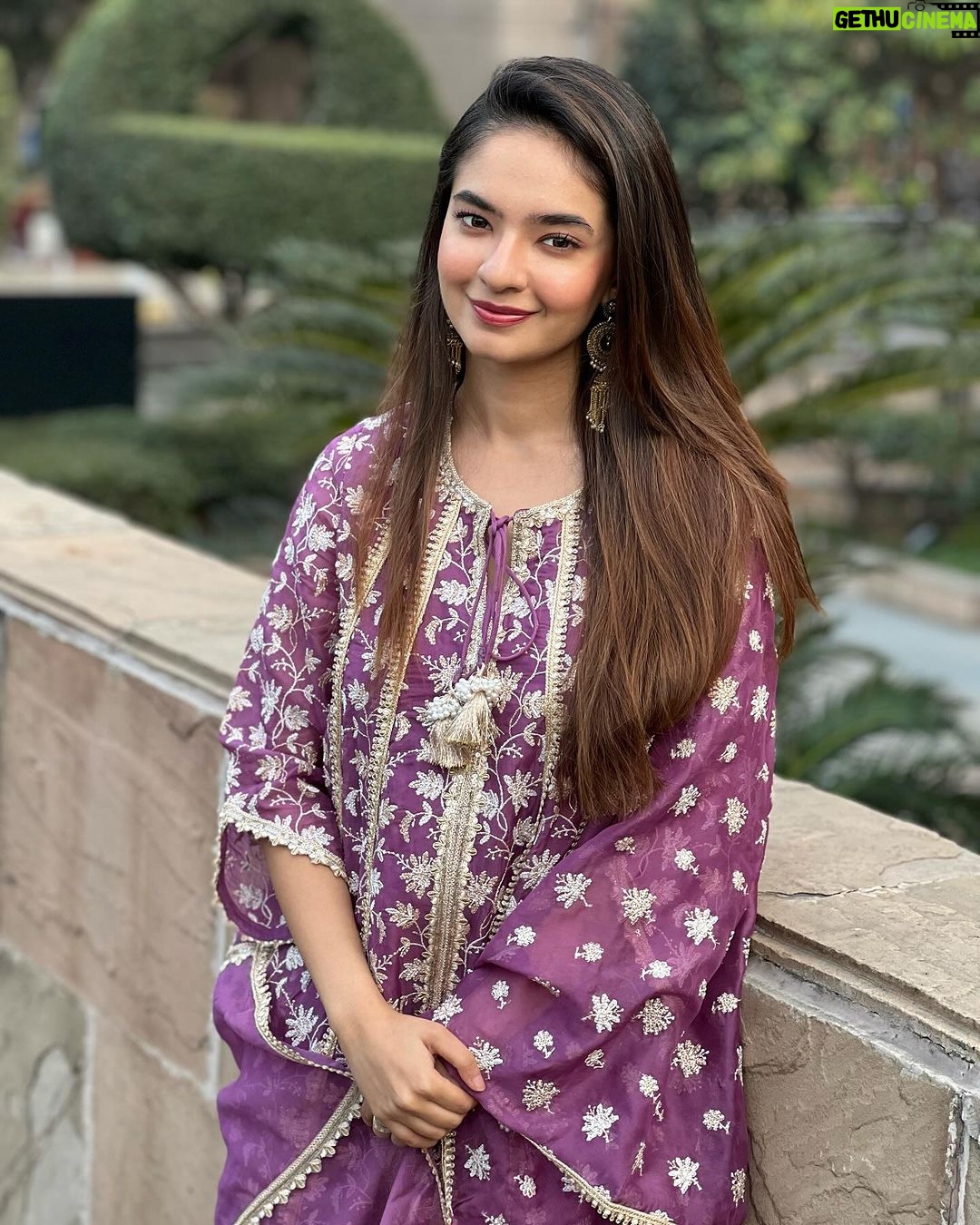Anushka Sen Instagram - 💜🎀🔆🫶 . Outfit :@shopmulmul