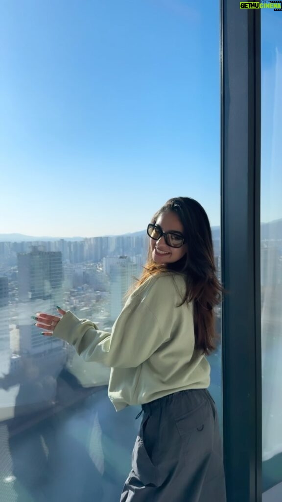 Anushka Sen Instagram - Gonna miss you Seoul! See youu soon 🤍⛄️✈️🏠🇰🇷 Seoul, Korea