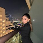 Anushka Sen Instagram - Night in Dubai 🎩 . Wearing @fashionnova Dubai, United Arab Emirates