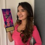 Anushka Sen Instagram - Got my ‘FIRST AWARD’ in Seoul, Korea!! Such an honour, thank you #Seoulcon for this recognition. Getting an award amidst some of my favourite Korean actors, an event organised by the government is such a blessing. Thank you all my fans for so much love always. 2024, started on a great note 🧿😇